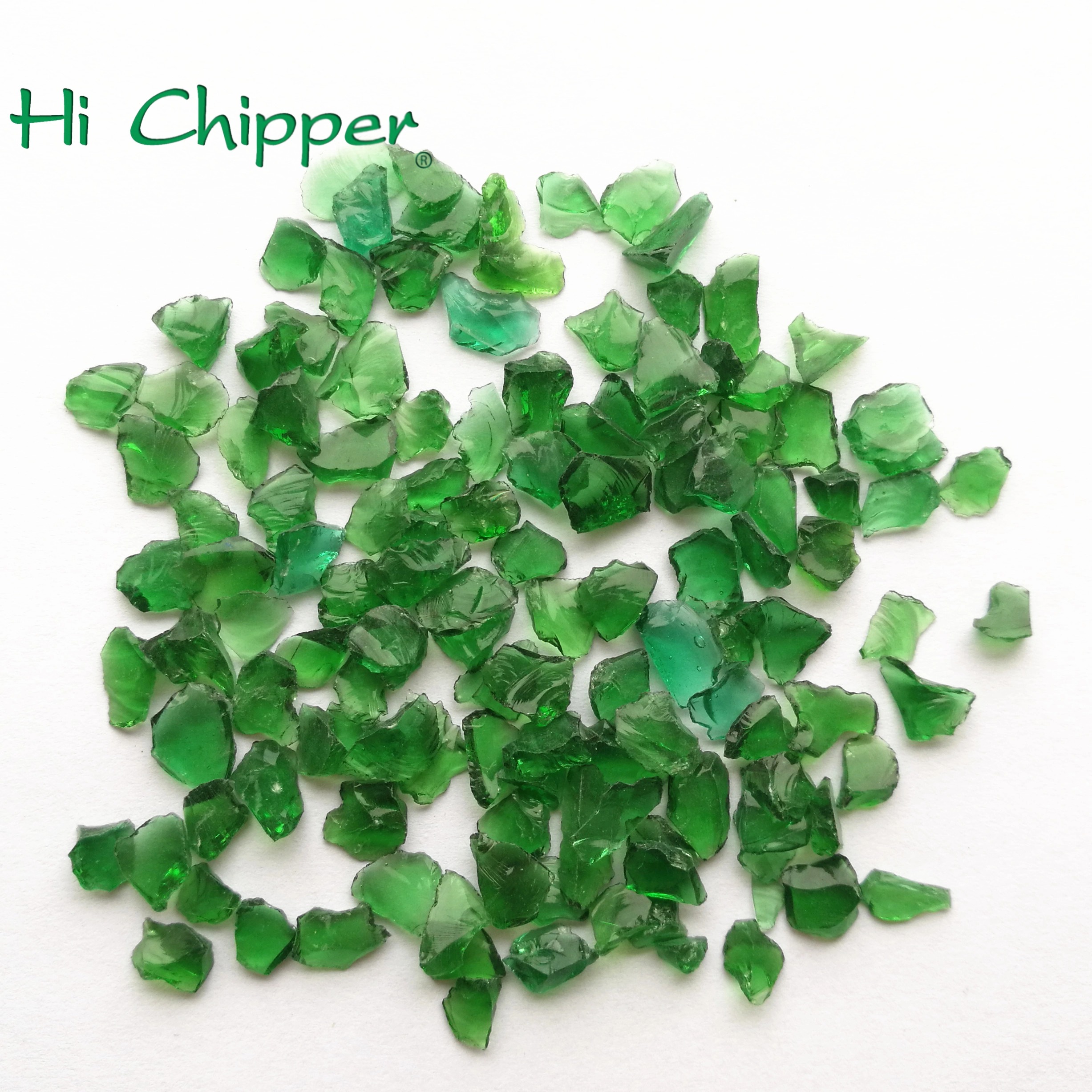 분쇄 된 녹색 유리